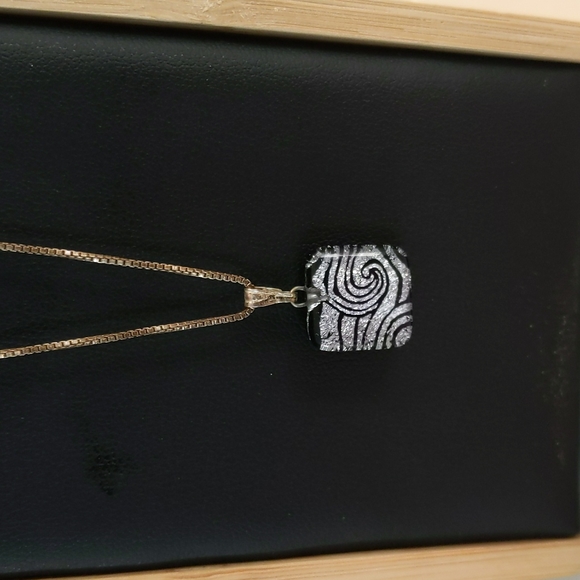 Glass Square Necklace - Picture 2 of 4